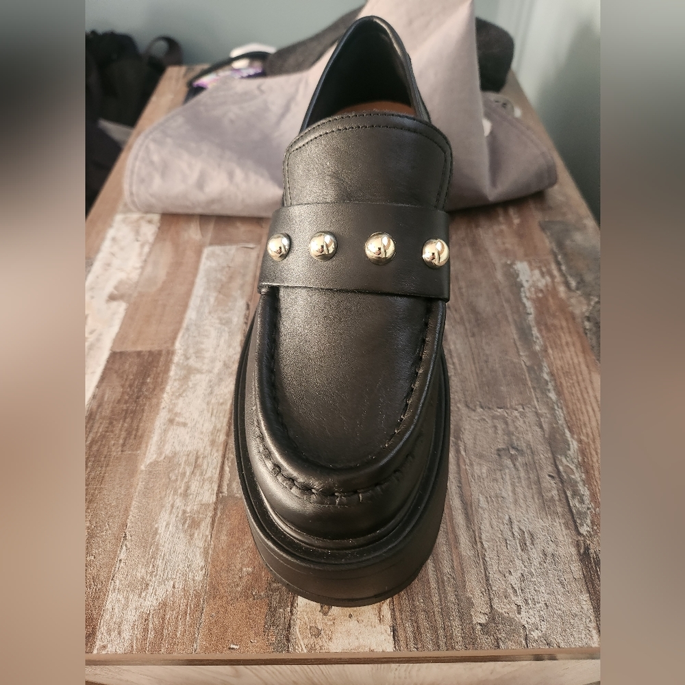 Brand New J/Slides Victoria Platform Loafers Size 7 (No Box)